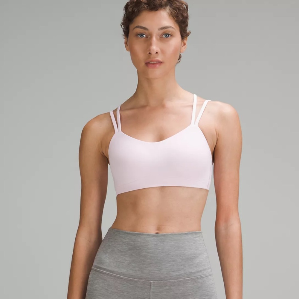 Lululemon like a cloud bra
